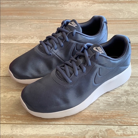 NWT Nike tanjun Premium - Picture 8 of 8